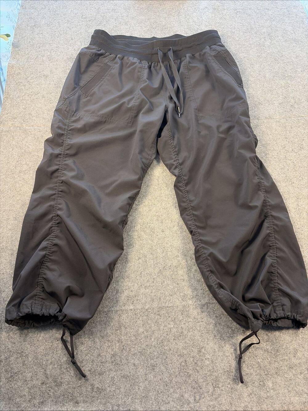 xersion pants for women medium Dri Fit Relaxed Cropped Jogger